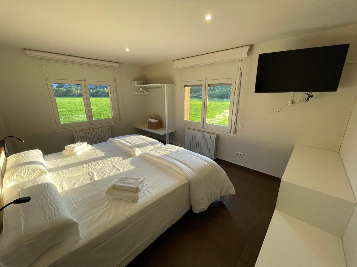 Apartaments Parapent Fly Escales ออร์กานยา ภายนอก รูปภาพ